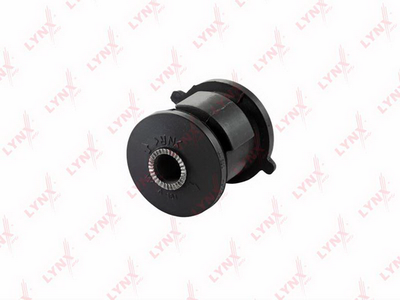 Сайлентблок продольной тяги задней подвески LYNXauto C8873