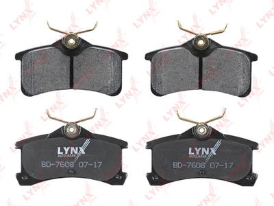 Колодки тормозные дисковые LYNXauto BD7608