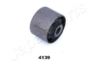 Сайлентблок задней продольной тяги JAPANPARTS RU4139