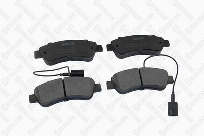Колодки дисковые задние с антискрипными пластинами STELLOX 000670BSX