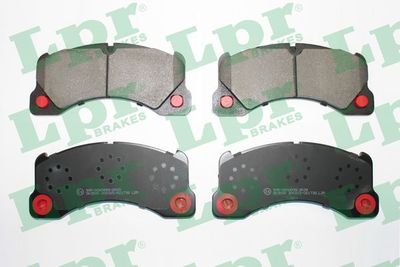 Колодки тормозные передние LPR 05P1738