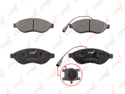 Колодки тормозные передние LYNXauto BD2828