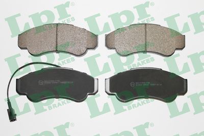 Колодки тормозные передние LPR 05P967