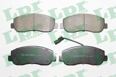 Колодки тормозные передние LPR 05P1579