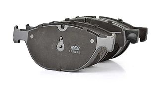 Колодки тормозные передние BSG BSG15200039