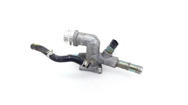 Фланец системы охлаждения Hyundai/Kia 256002E500