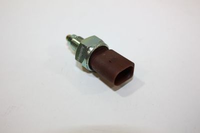 Датчик включения заднего хода VAG 02T945415P