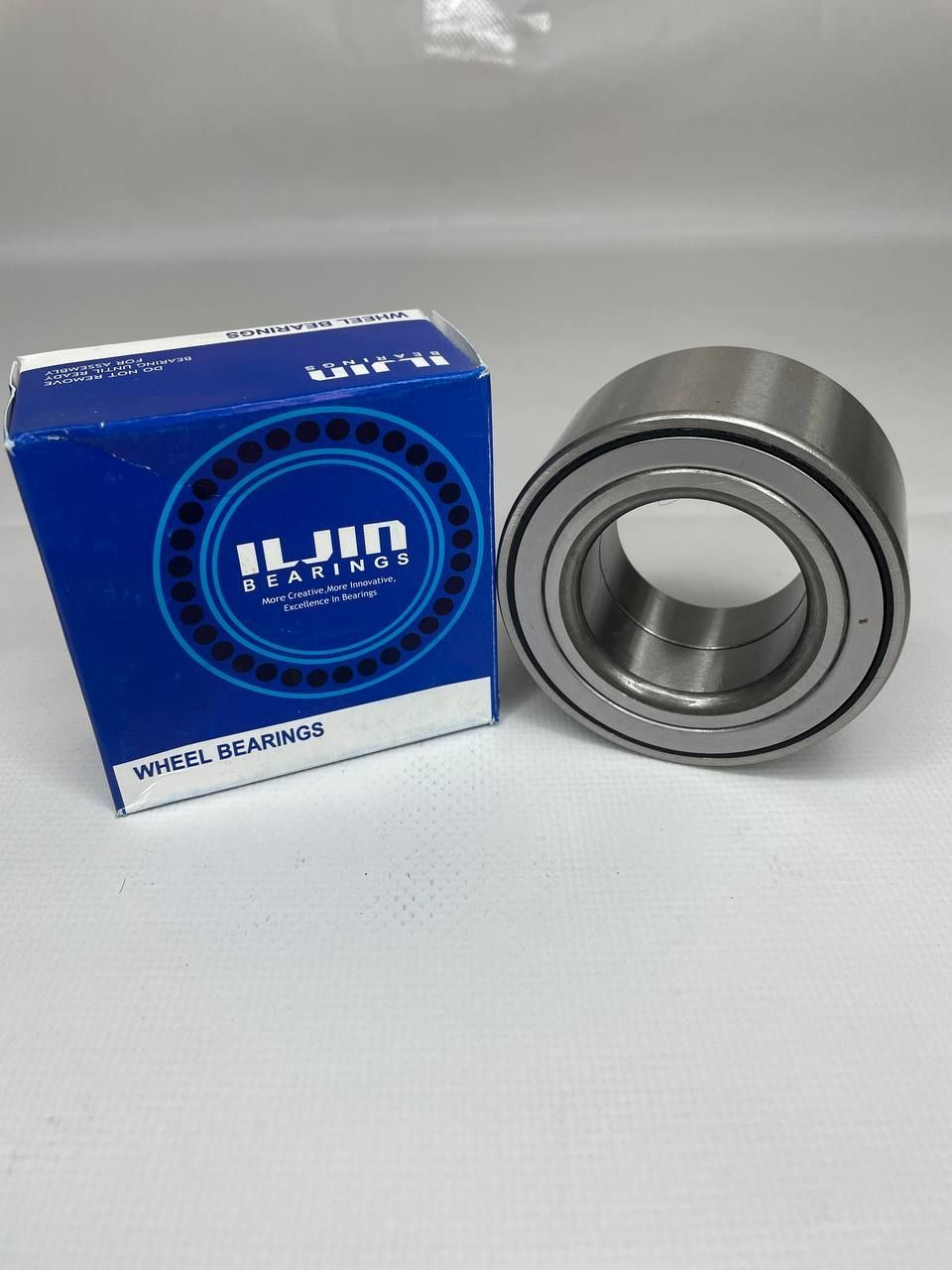 Подшипник передней ступицы ILJIN IJ211001
