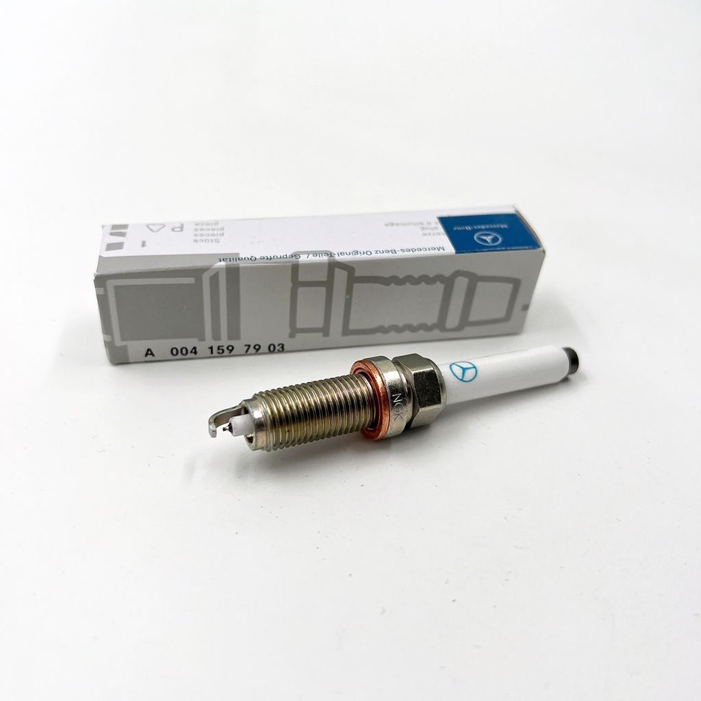 Свеча зажигания Mercedes A0041597903