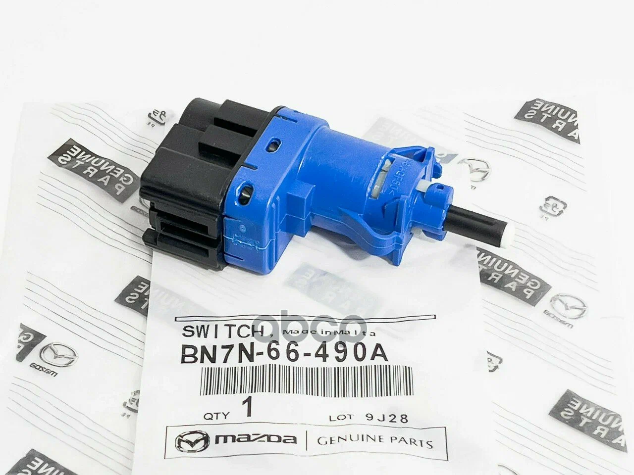 Датчик стоп-сигнала MAZDA BN7N66490A