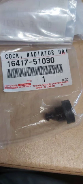 Пробка радиатора сливная TOYOTA 1641751030